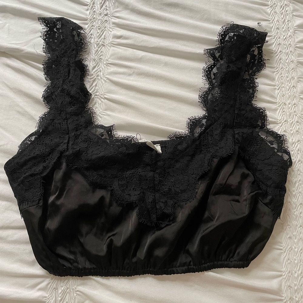 Black crop top lace detail, worn once